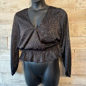 Buffalo David Bitton women’s black animal print faux‎ wrap blouse in size large